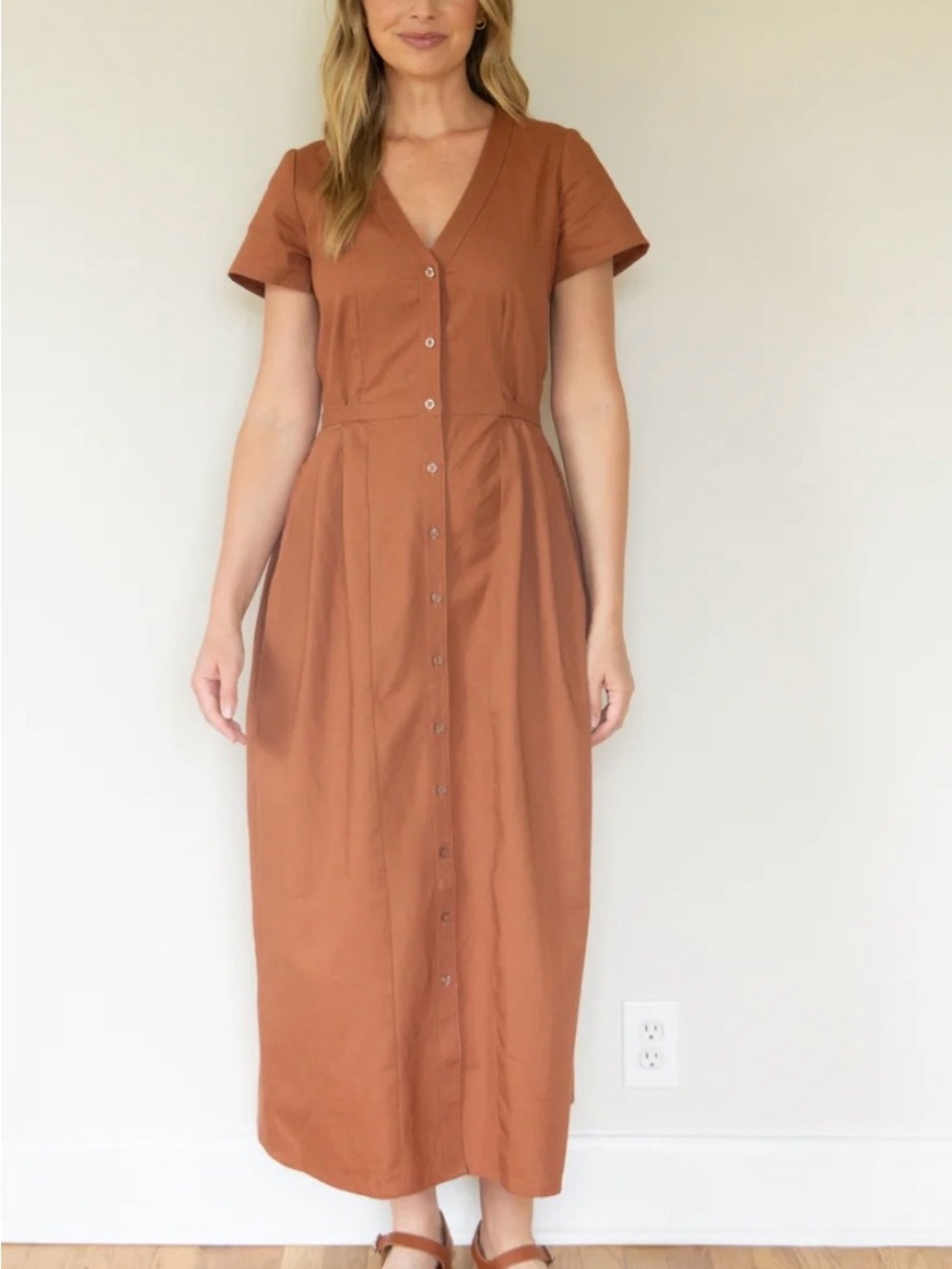 Liz Alig Dark Brown V-Neck Button-Front Linene Maxi Dress